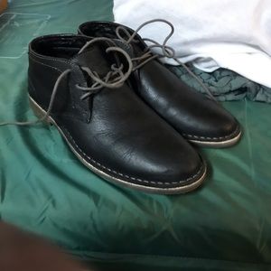 Timberland zip up boots all leather descent shape asking $35.